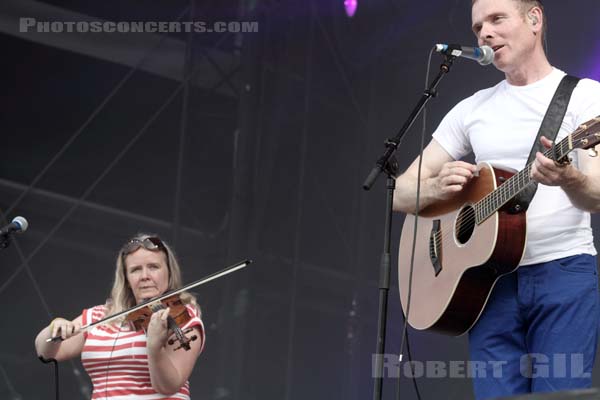 BELLE AND SEBASTIAN - 2013-08-23 - SAINT CLOUD - Domaine National - Grande Scene - 